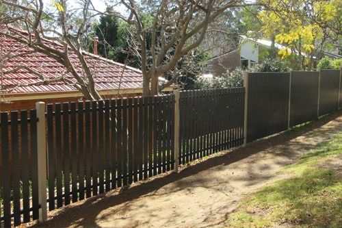 Home Picket Fence | Concrete Coast Sleepers & Fencing Nowra - Sydney